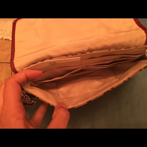 ⭐️Vintage coach wristlet - Picture 6 of 8